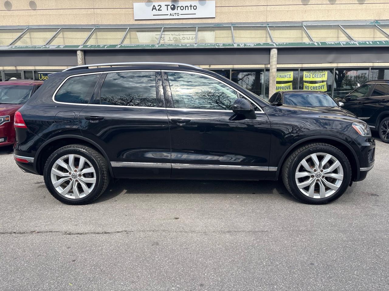 2016 Volkswagen Touareg 4dr V6 Execline Photo