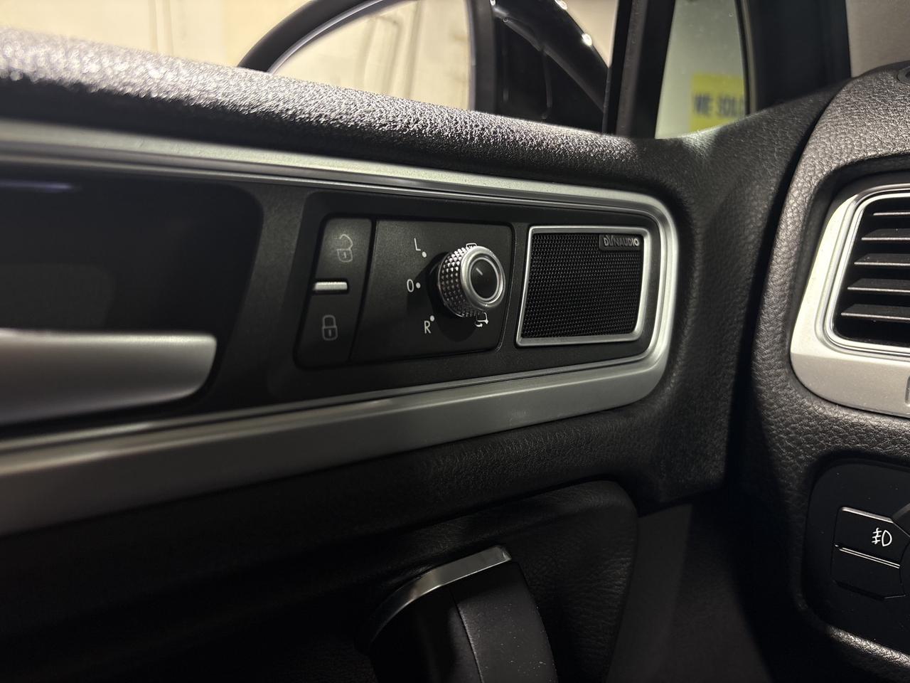 2016 Volkswagen Touareg 4dr V6 Execline Photo