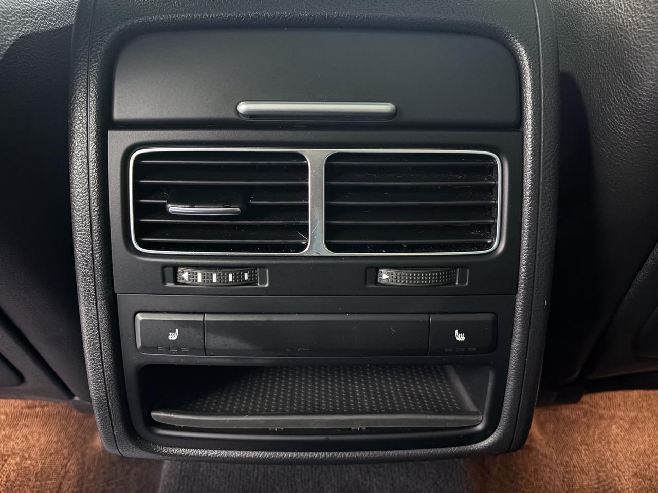2016 Volkswagen Touareg 4dr V6 Execline Photo