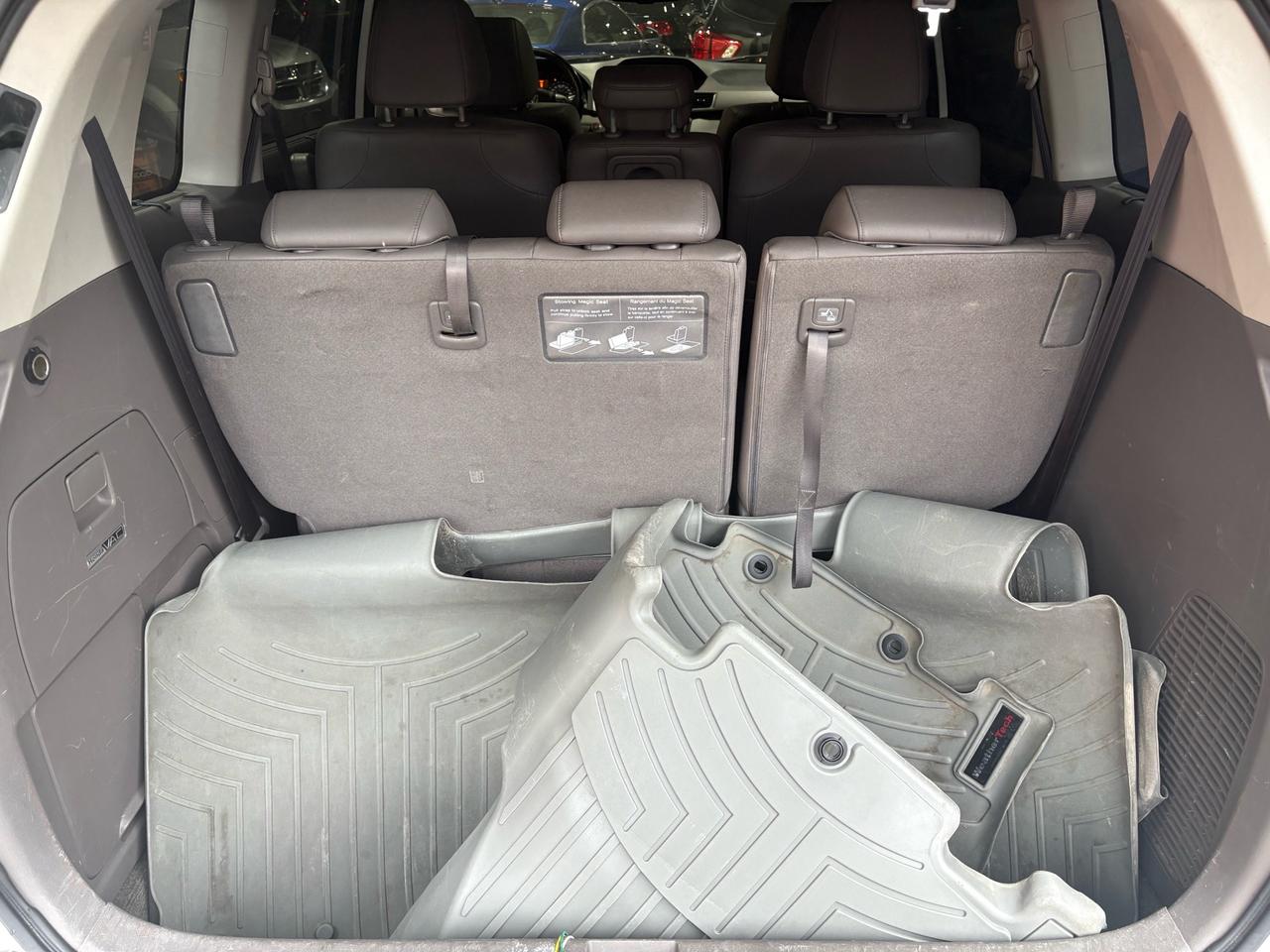 2015 Honda Odyssey 4DR WGN TOURING W/RES & NAVI Photo
