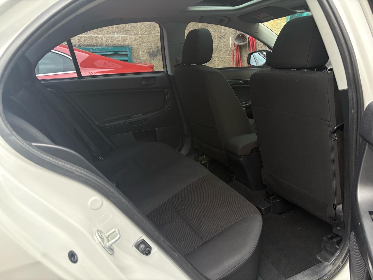 2017 Mitsubishi Lancer 4dr Sdn CVT ES AWC Photo