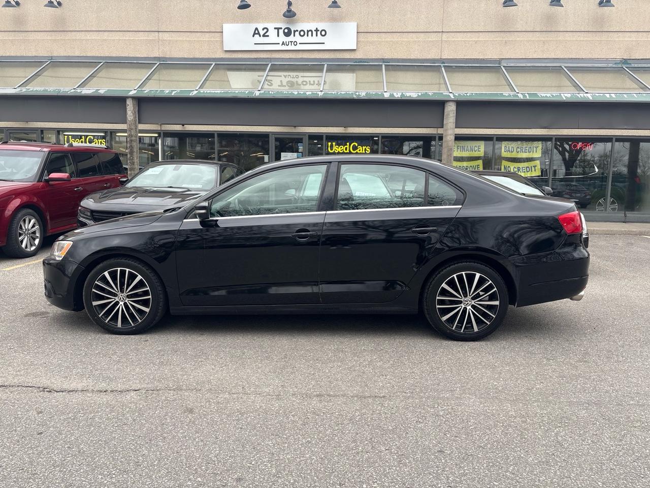 2014 Volkswagen Jetta 4dr 2.0 TDI DSG Highline Photo