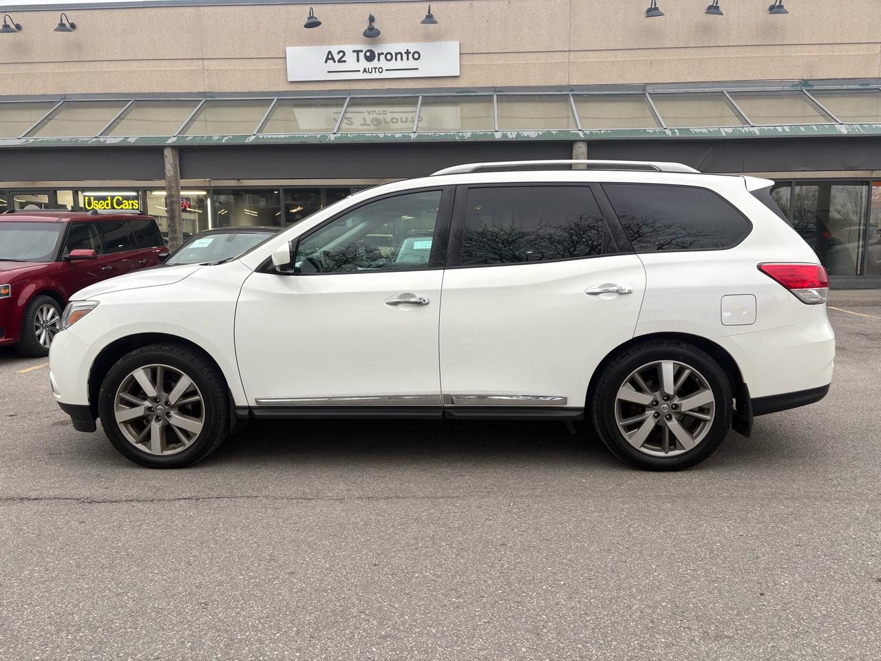 2014 Nissan Pathfinder 4WD 4dr Photo
