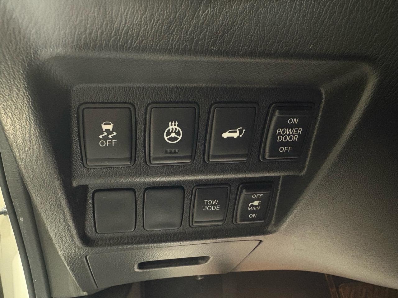 2014 Nissan Pathfinder 4WD 4dr Photo