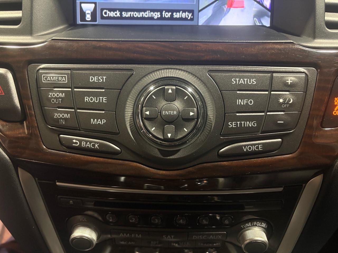 2014 Nissan Pathfinder 4WD 4dr Photo