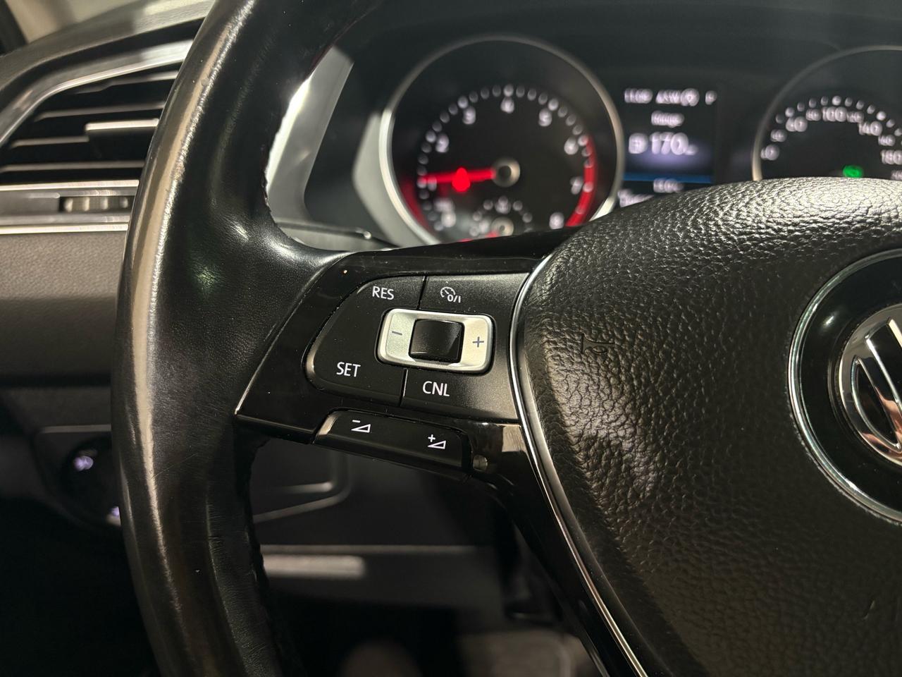 2018 Volkswagen Tiguan COMFORTLINE Photo
