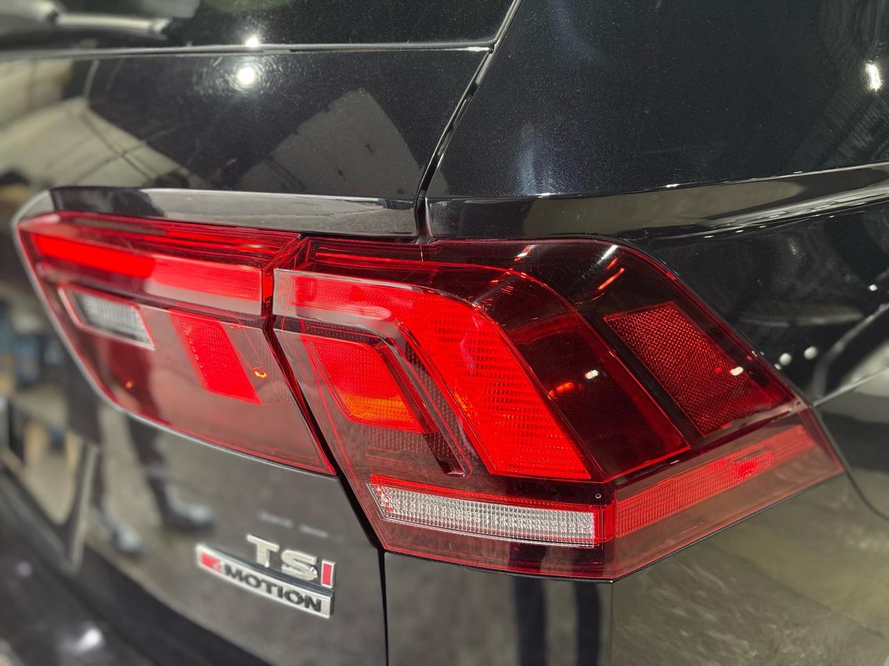 2018 Volkswagen Tiguan COMFORTLINE Photo