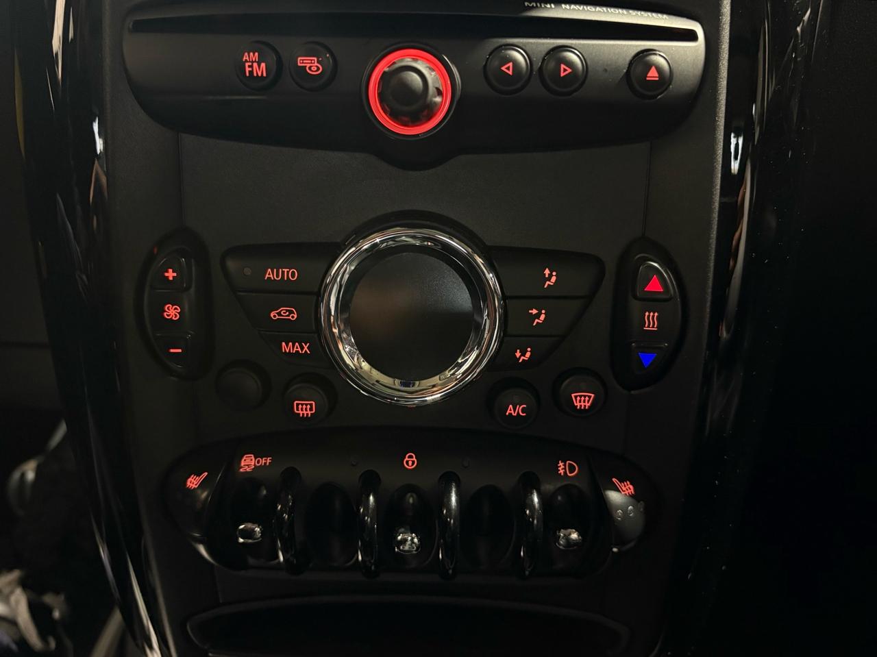 2014 MINI Cooper Countryman S ALL4 Photo