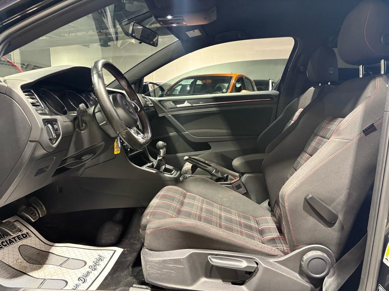2017 Volkswagen Golf GTI 3DR HB MAN Photo