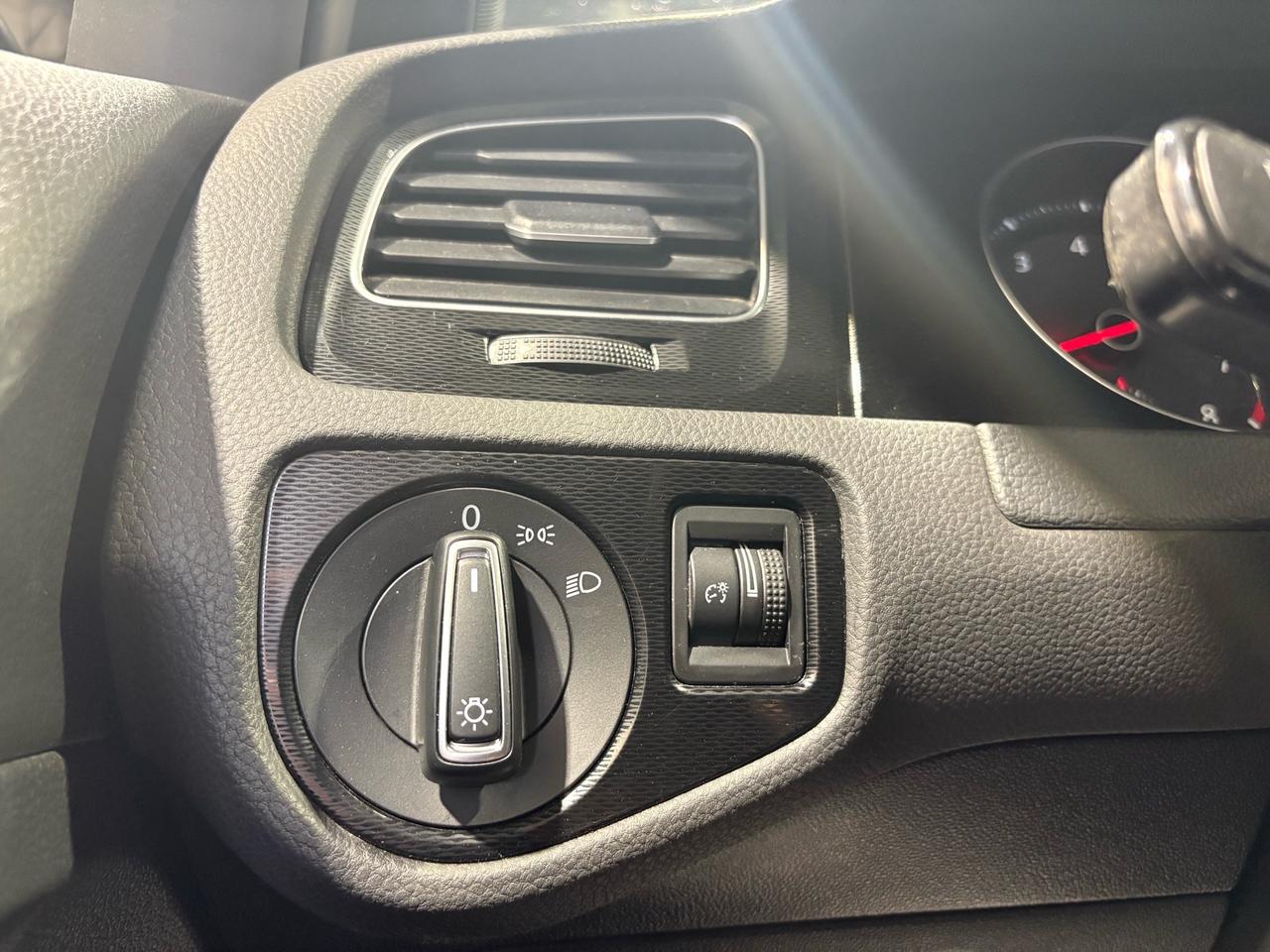 2017 Volkswagen Golf GTI 3DR HB MAN Photo