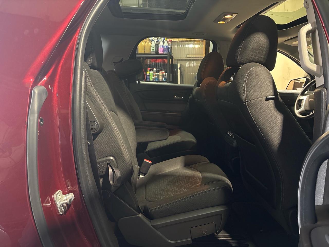 2016 GMC Acadia AWD 4dr SLE w/SLE-2 Photo