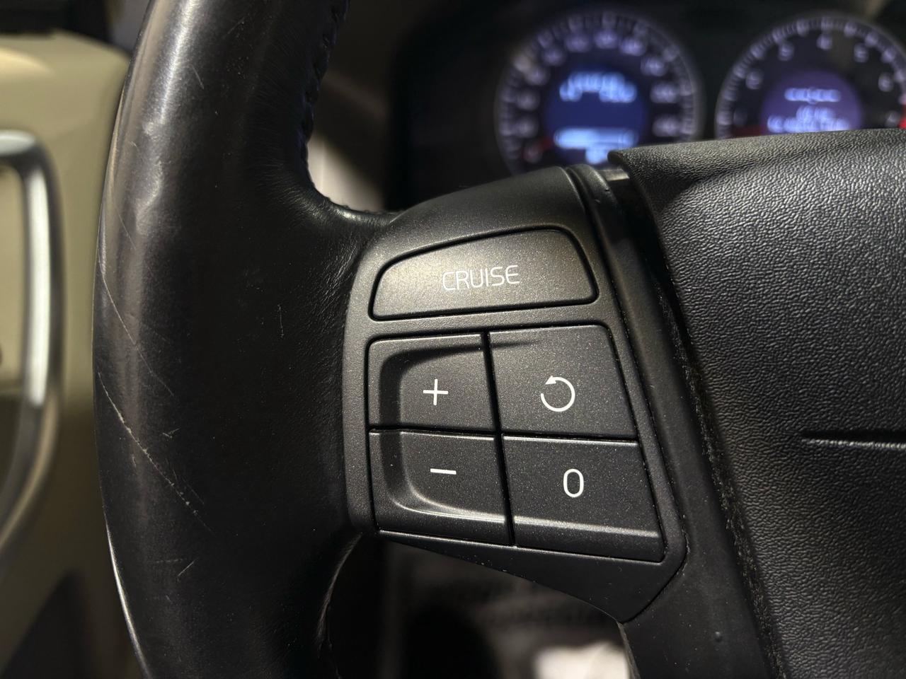 2011 Volvo XC60 Level II Photo