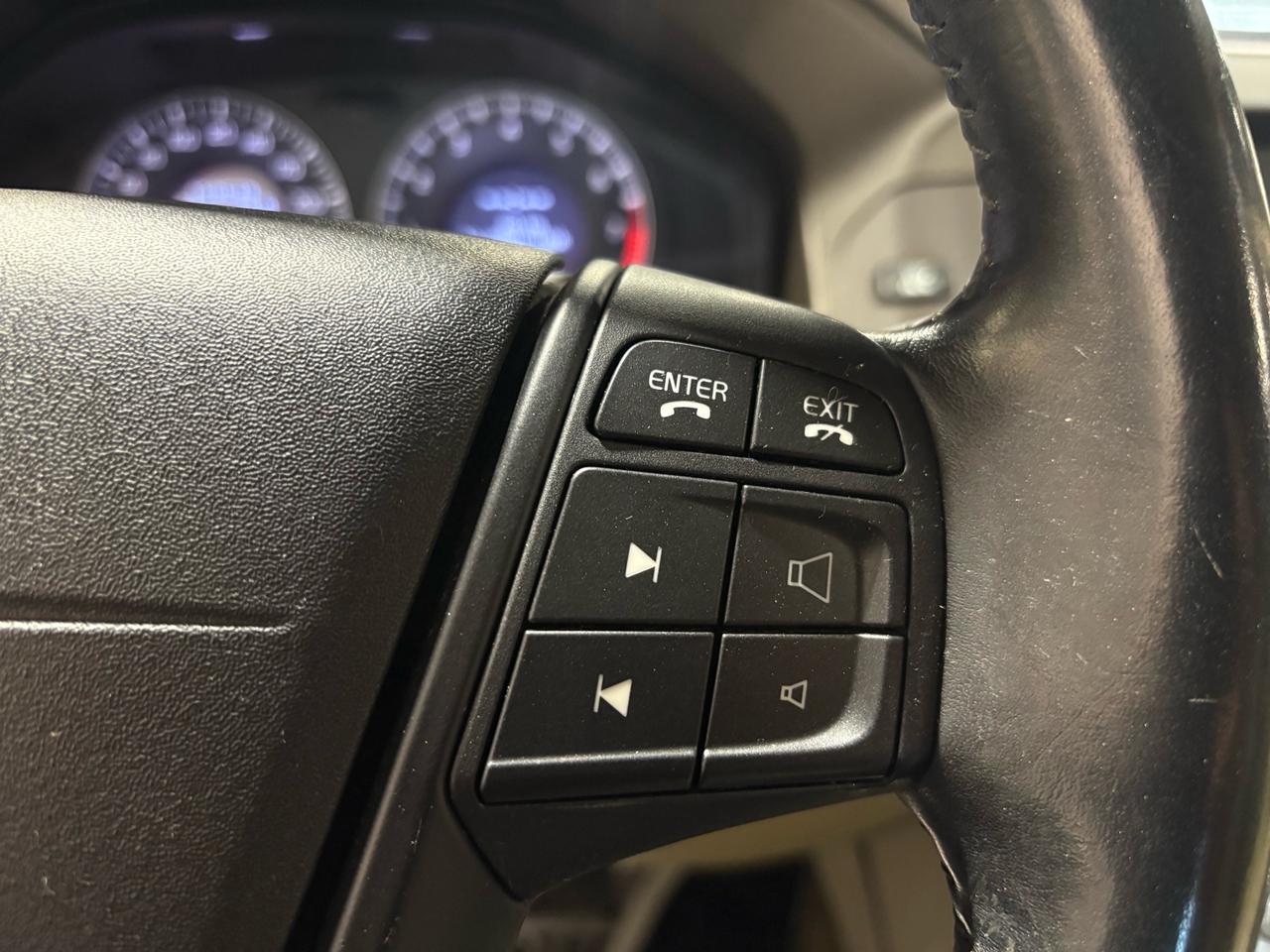 2011 Volvo XC60 Level II Photo