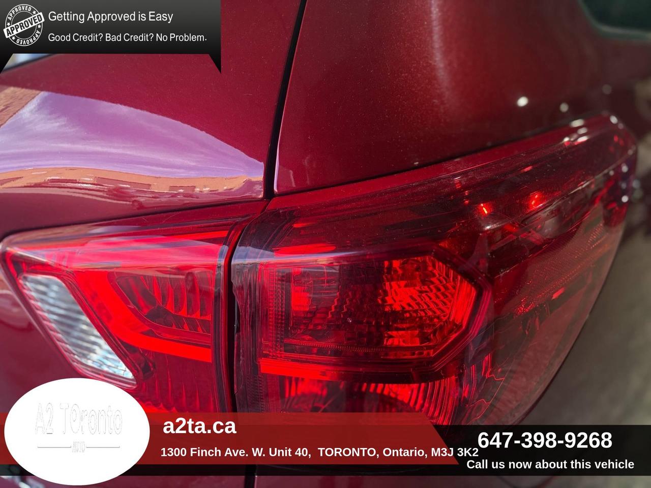 2018 Nissan Pathfinder 4x4 SL Photo