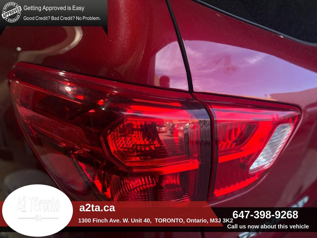 2018 Nissan Pathfinder 4x4 SL Photo