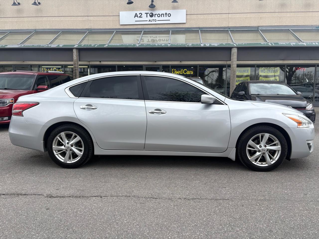 2014 Nissan Altima 2.5 Photo2