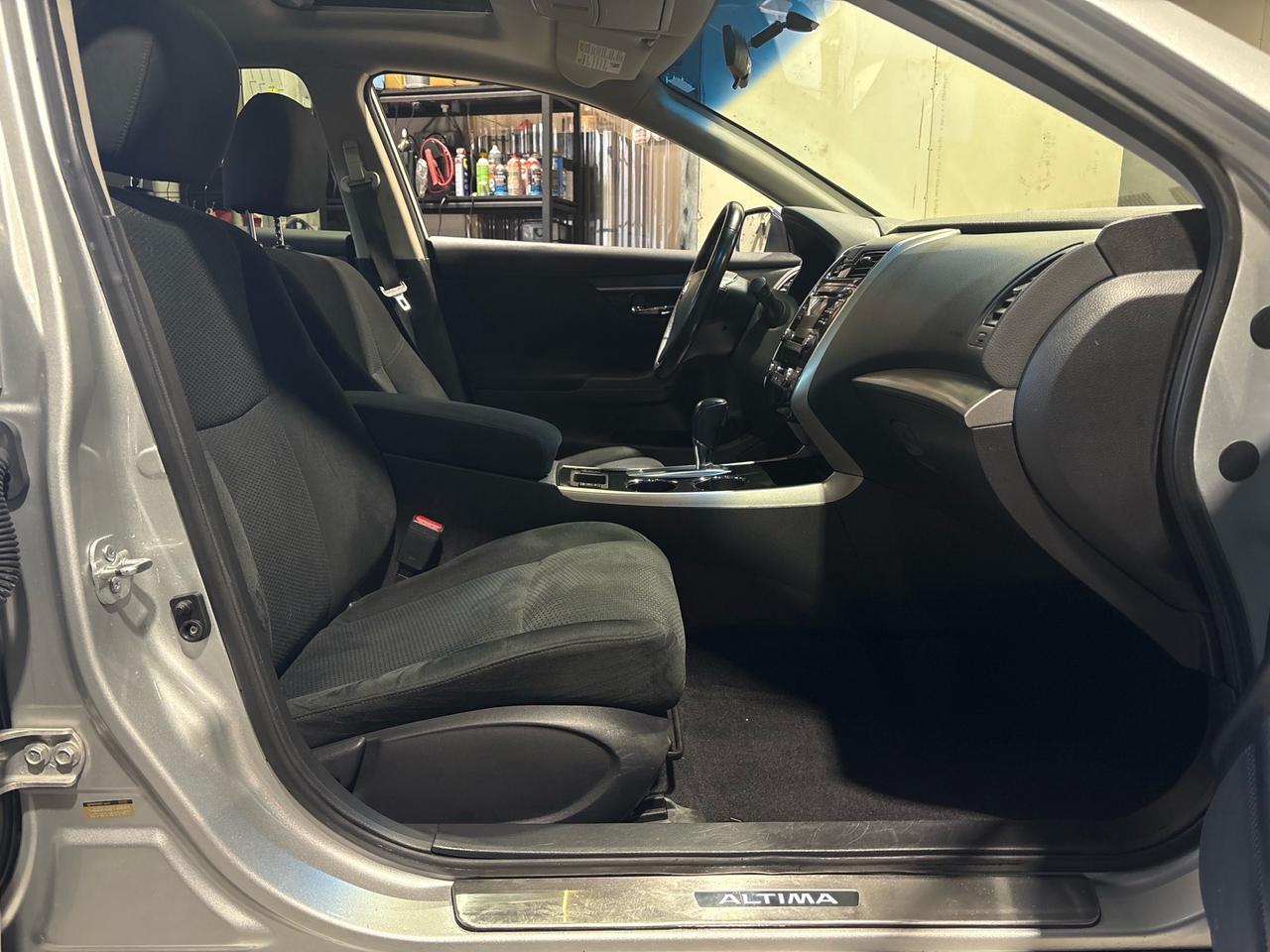 2014 Nissan Altima 2.5 Photo