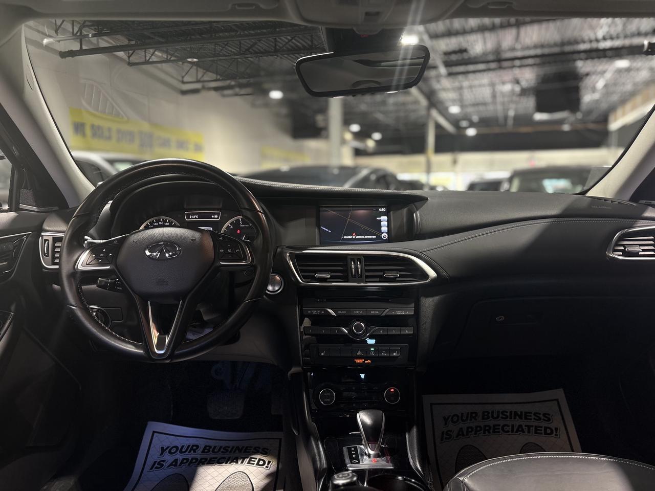 2017 Infiniti QX30 AWD 4dr Photo