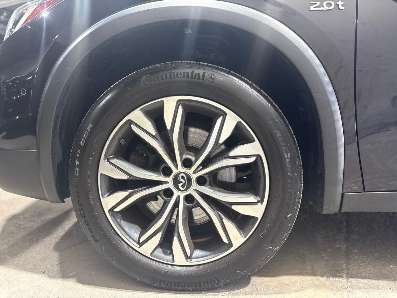 2017 Infiniti QX30 AWD 4dr Photo