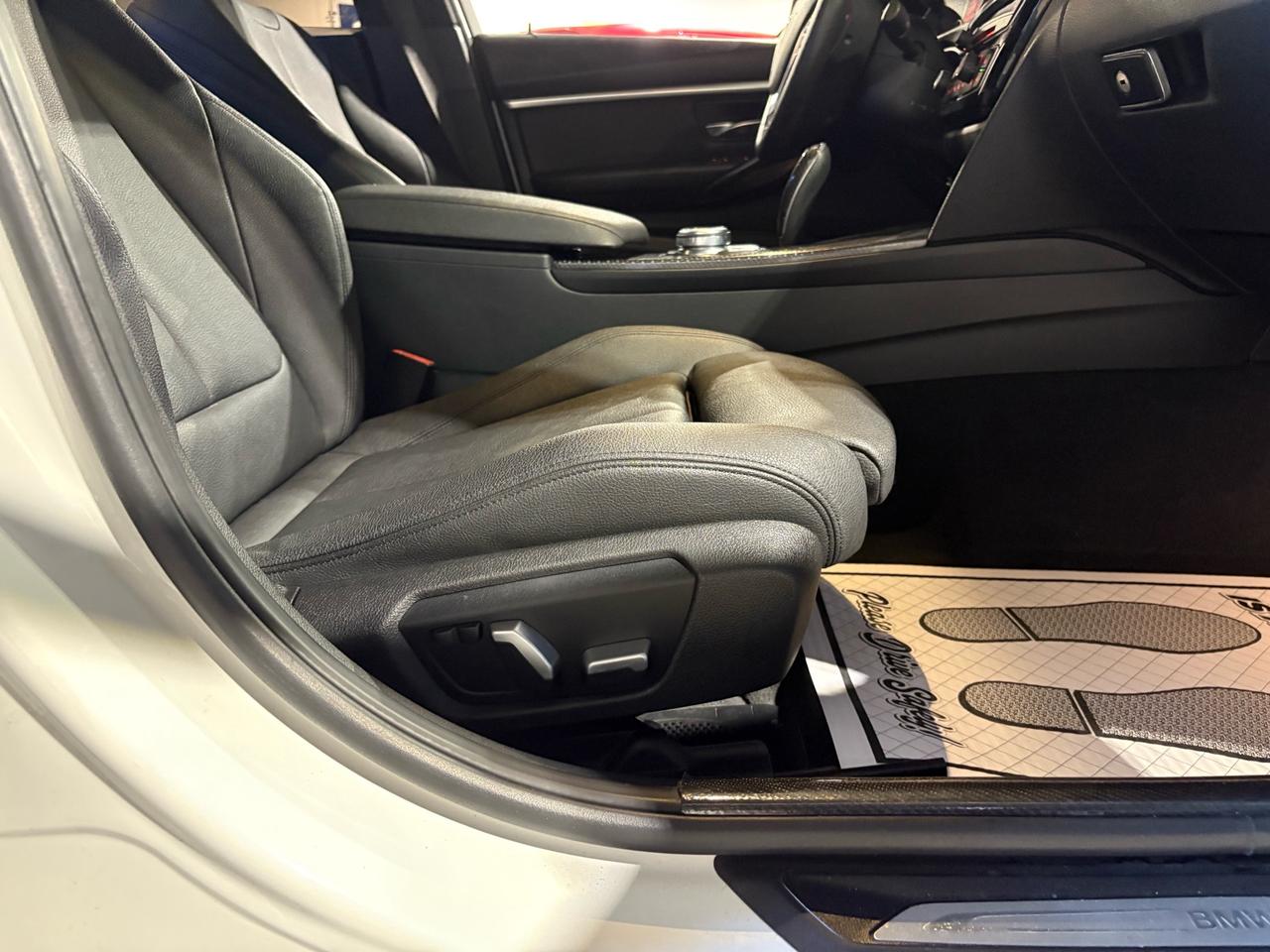 2018 BMW 3 Series 330i xDrive Sedan Photo
