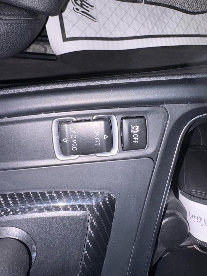 2018 BMW 3 Series 330i xDrive Sedan Photo