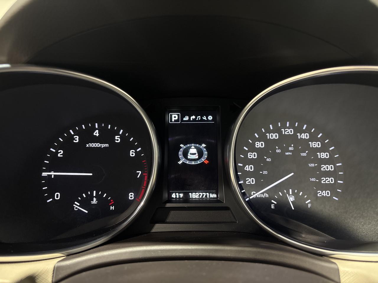 2018 Hyundai Santa Fe XL AWD Limited w/6 Seats Photo