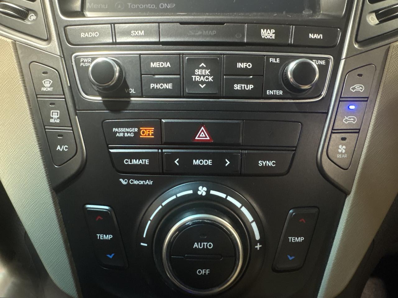 2018 Hyundai Santa Fe XL AWD Limited w/6 Seats Photo