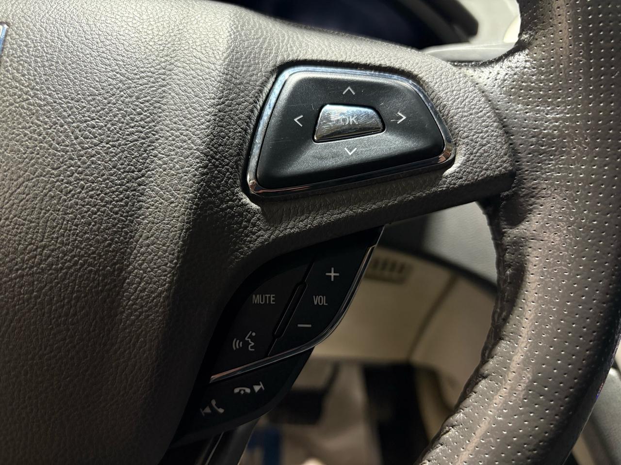 2014 Lincoln MKZ 4DR SDN AWD Photo