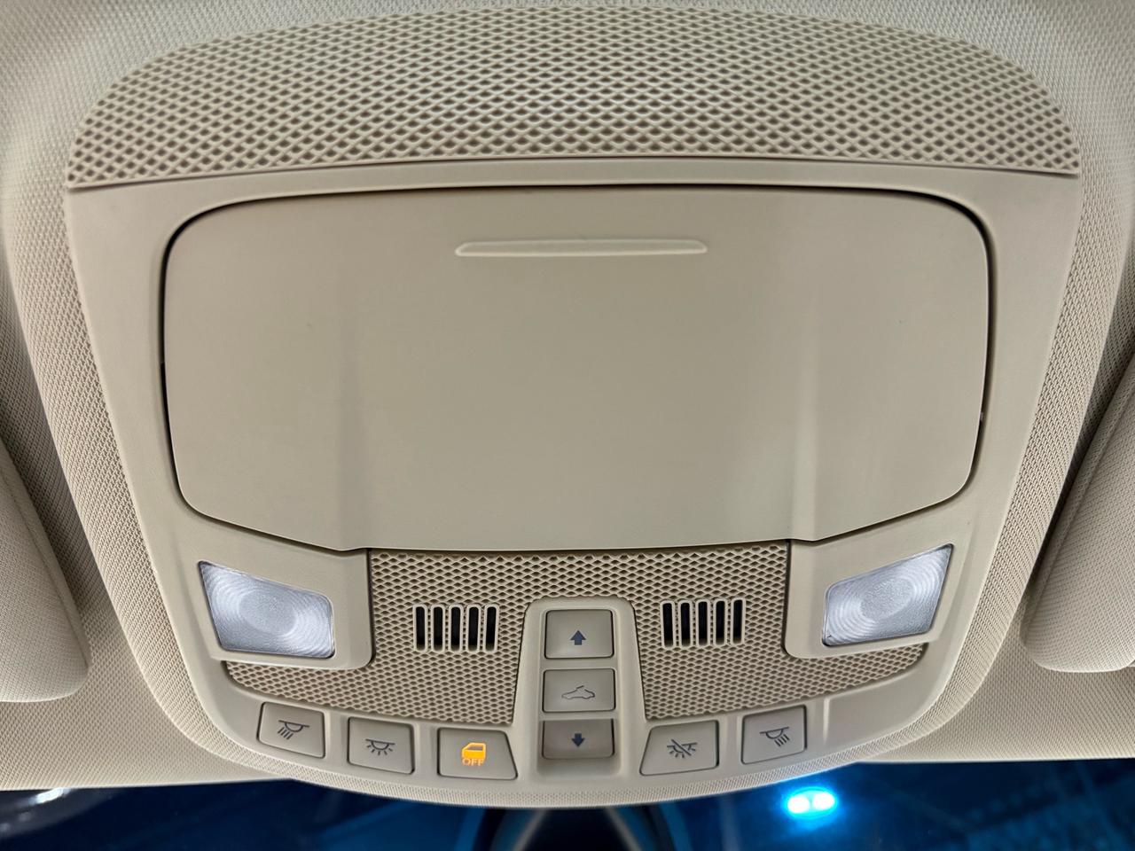 2014 Lincoln MKZ 4DR SDN AWD Photo