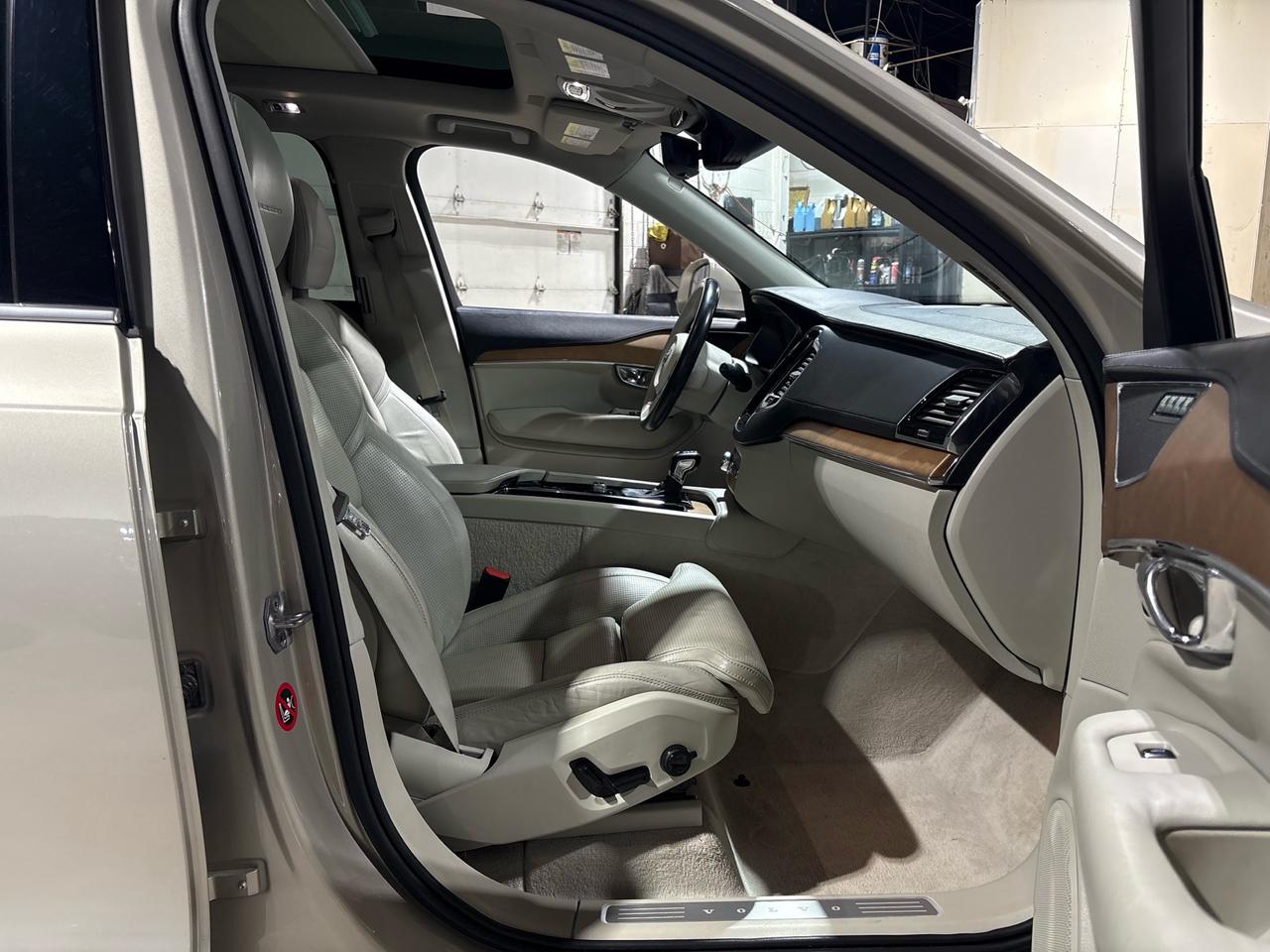2016 Volvo XC90 AWD 5dr T6 Inscription Photo