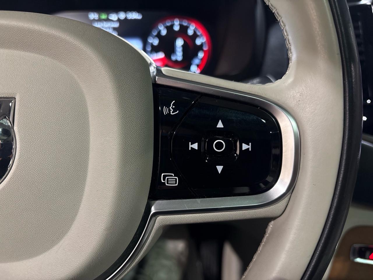 2016 Volvo XC90 AWD 5dr T6 Inscription Photo