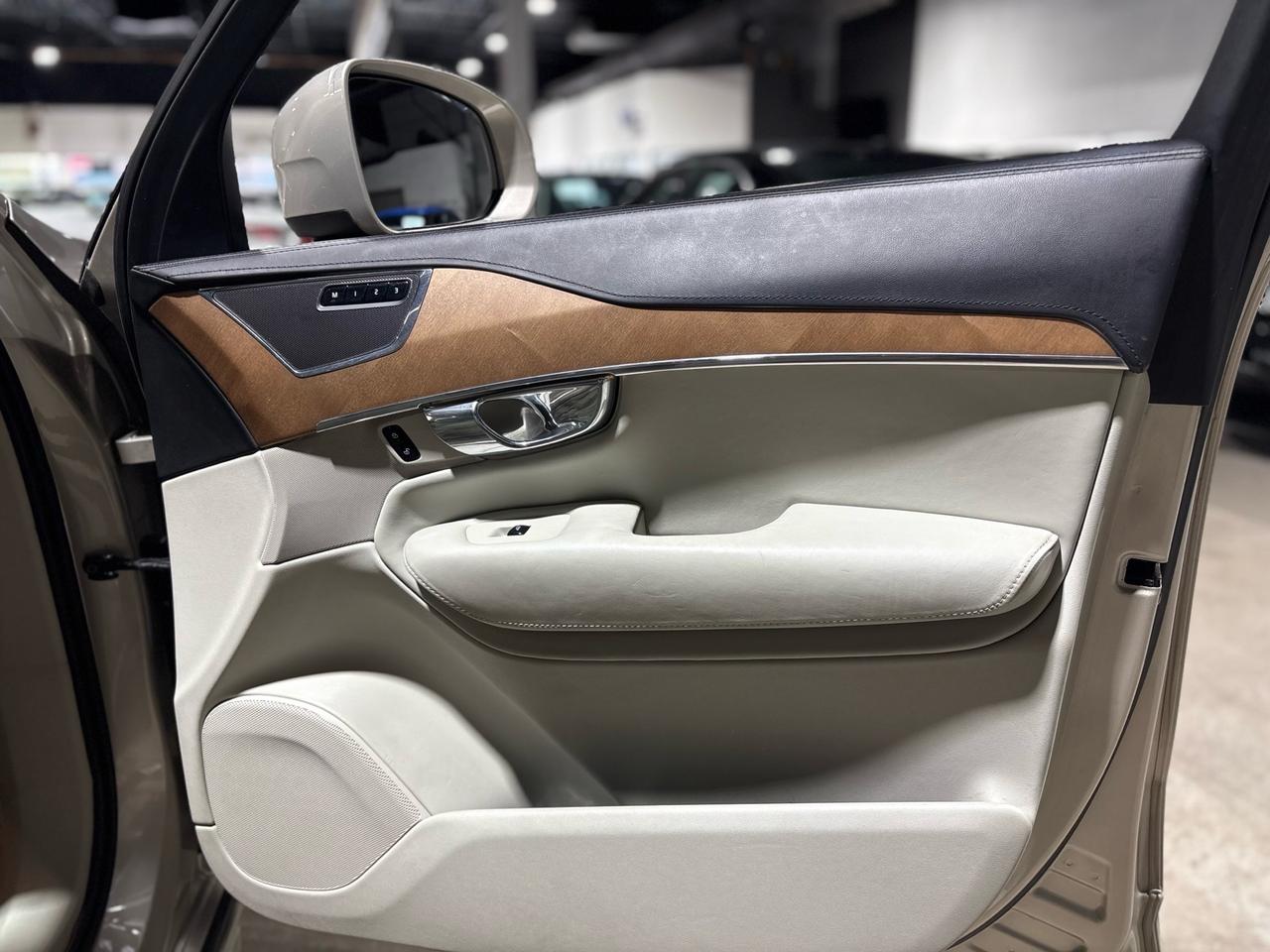 2016 Volvo XC90 AWD 5dr T6 Inscription Photo