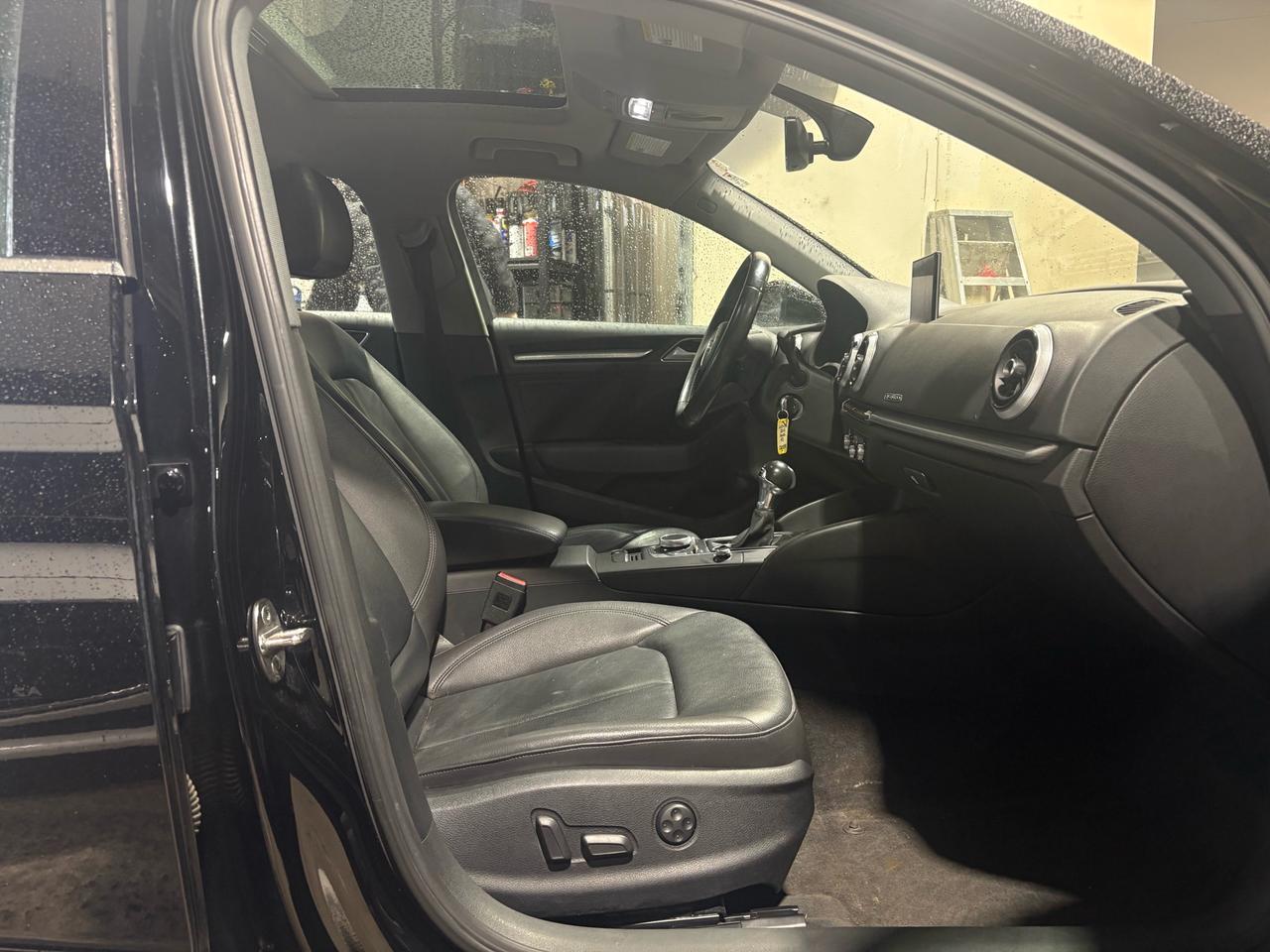 2017 Audi A3 4dr Sdn quattro 2.0T Progressiv Photo
