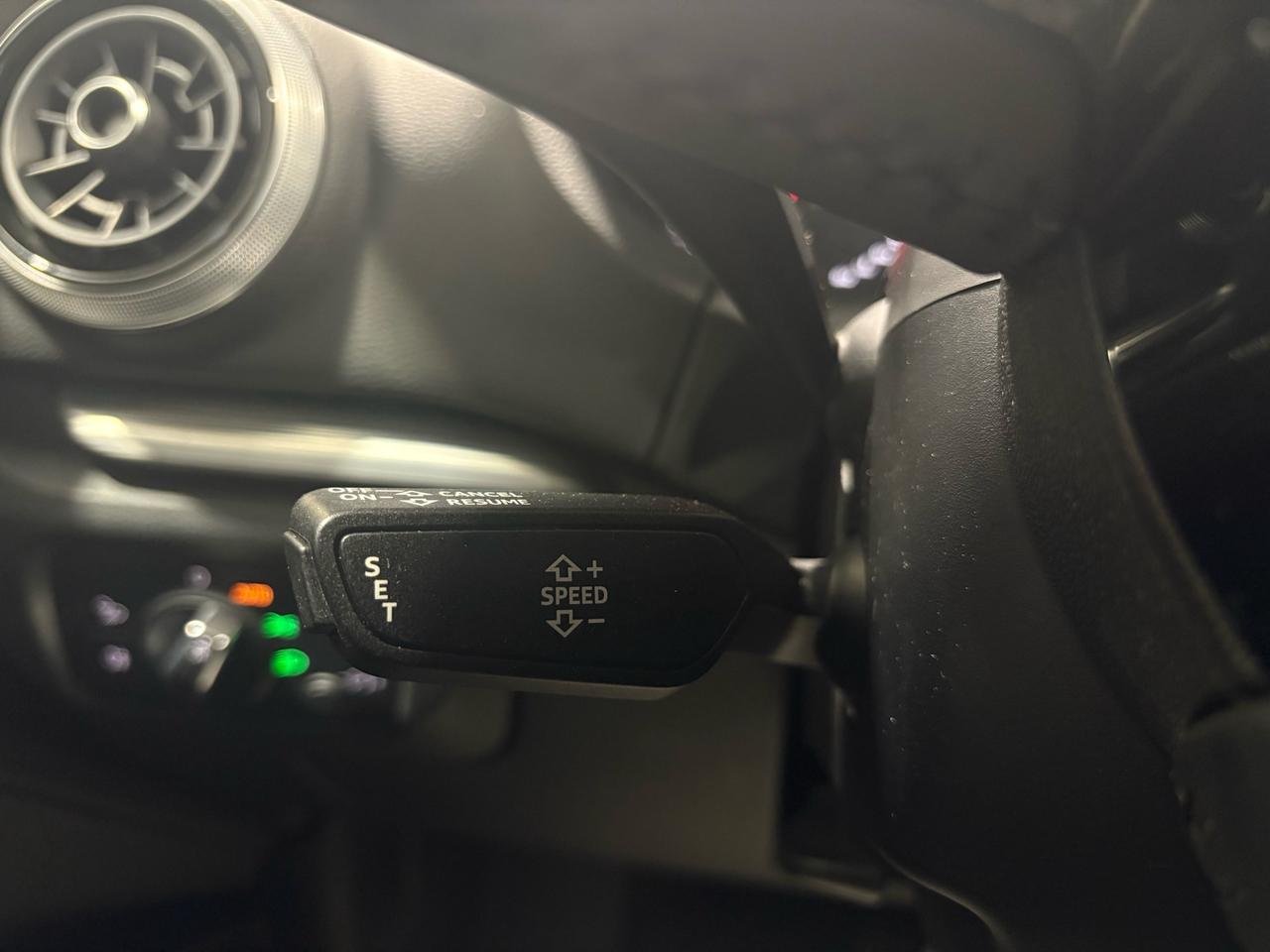 2017 Audi A3 4dr Sdn quattro 2.0T Progressiv Photo