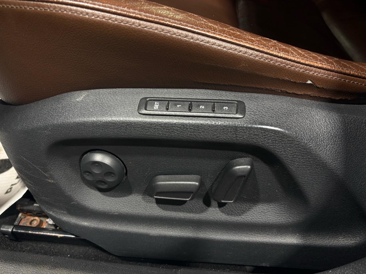 2016 Volkswagen Tiguan 4MOTION 4dr Auto Photo