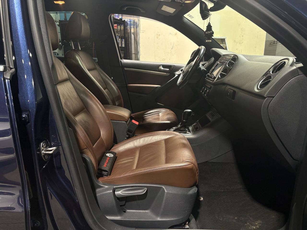 2016 Volkswagen Tiguan 4MOTION 4dr Auto Photo
