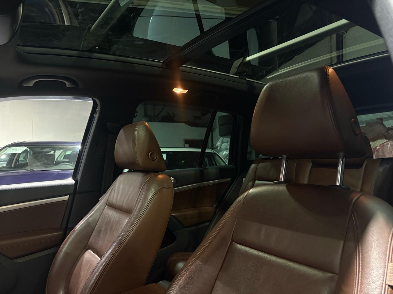 2016 Volkswagen Tiguan 4MOTION 4dr Auto Photo