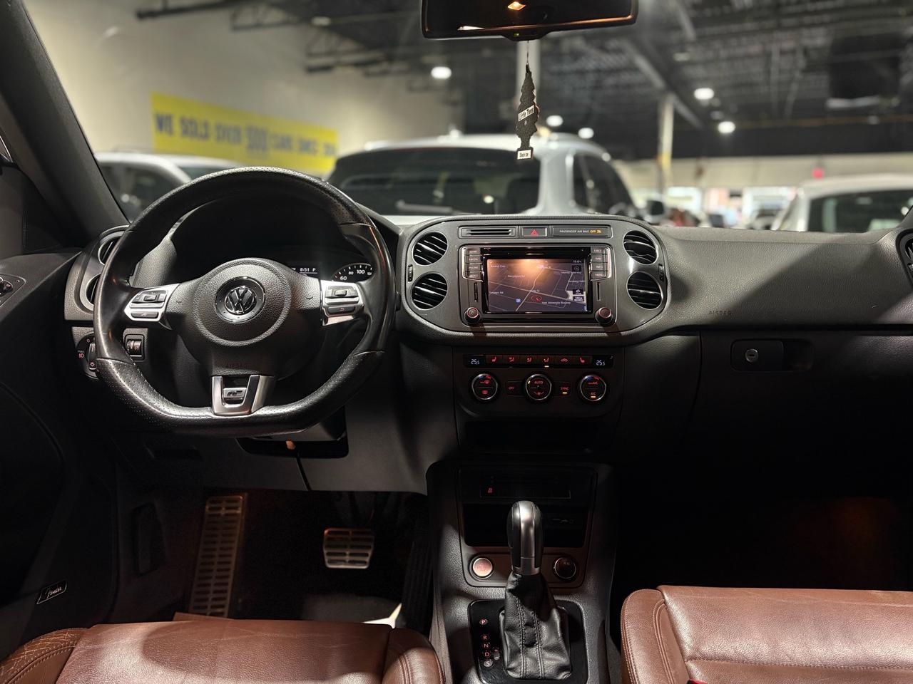 2016 Volkswagen Tiguan 4MOTION 4dr Auto Photo