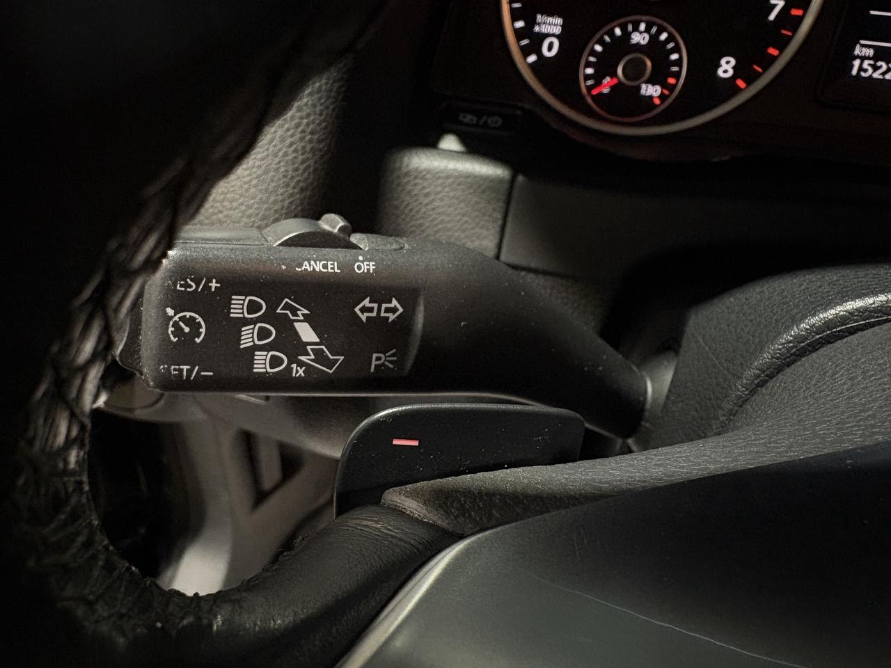 2016 Volkswagen Tiguan 4MOTION 4dr Auto Photo