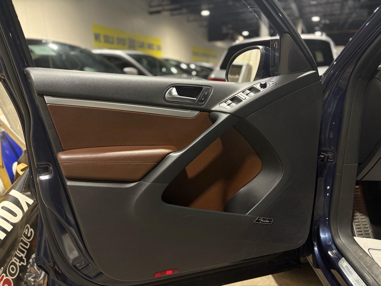2016 Volkswagen Tiguan 4MOTION 4dr Auto Photo
