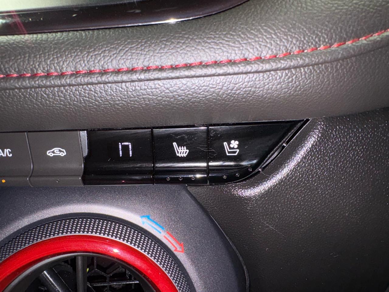 2019 Chevrolet Blazer AWD 4dr 3.6L RS Photo