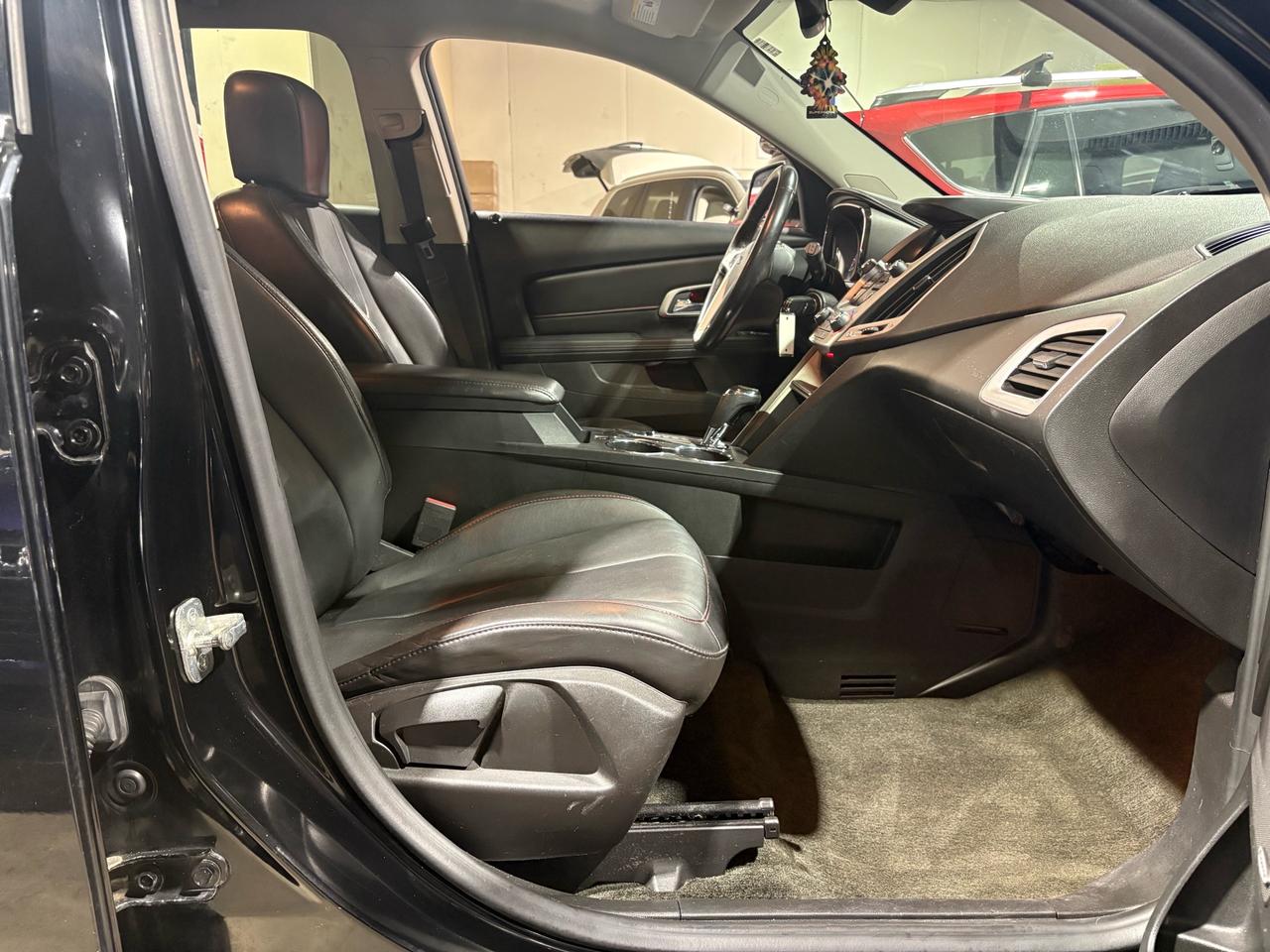 2017 GMC Terrain AWD 4DR SLT Photo