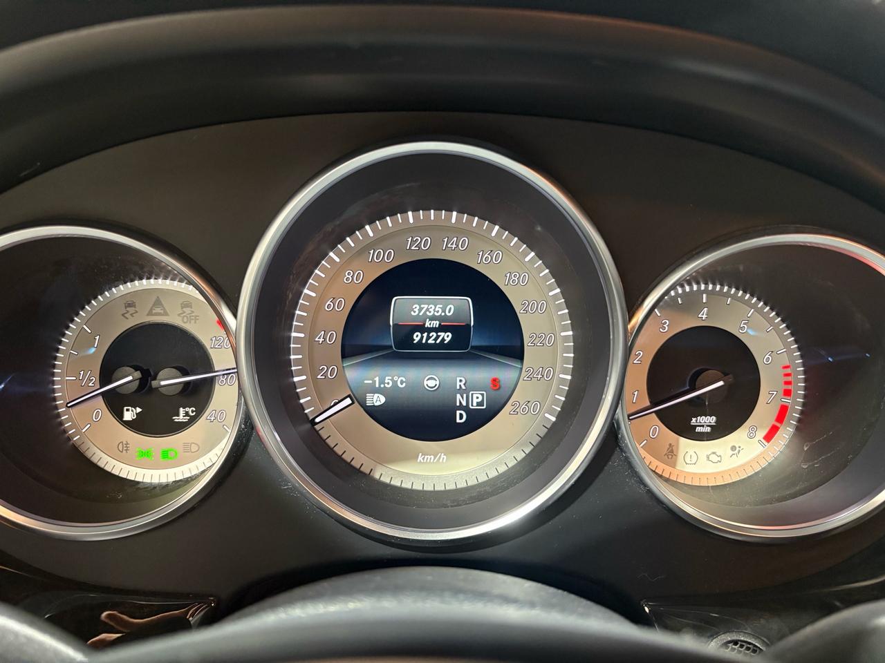 2016 Mercedes-Benz CLS-Class 4DR SDN CLS 550 Photo