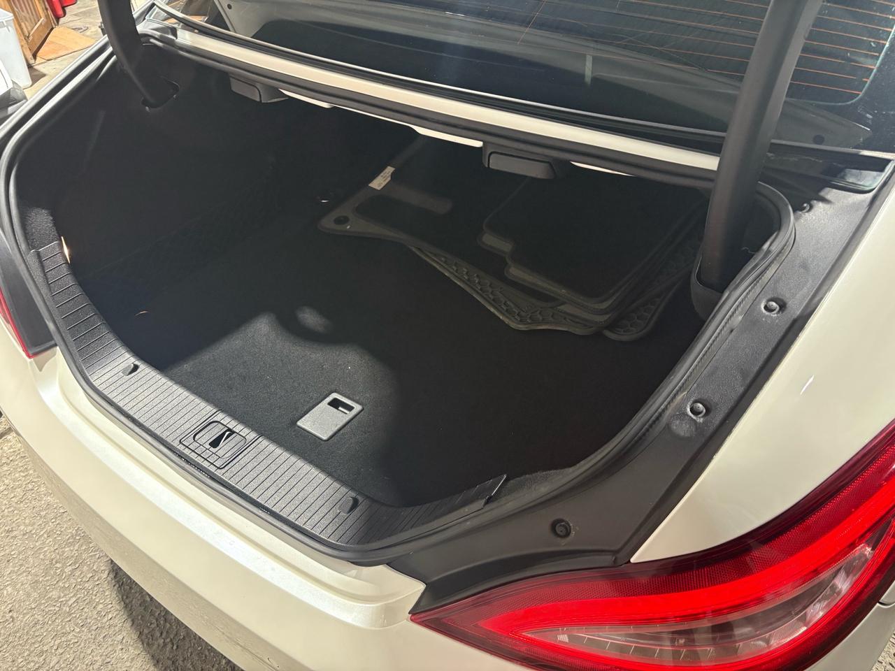 2016 Mercedes-Benz CLS-Class 4DR SDN CLS 550 Photo