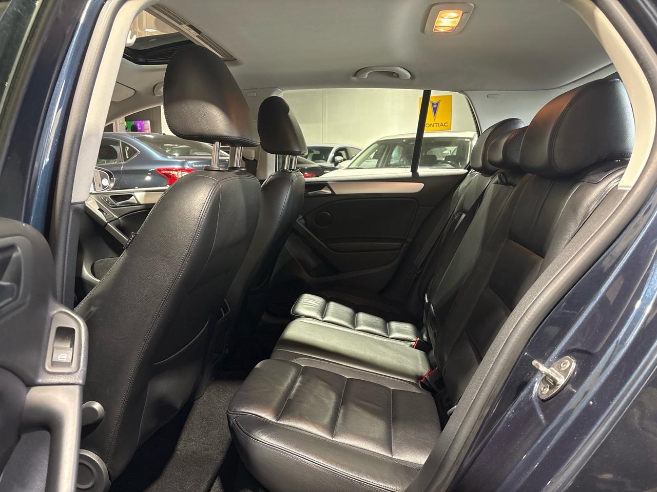 2013 Volkswagen Golf 5dr HB DSG TDI Comfortline Photo