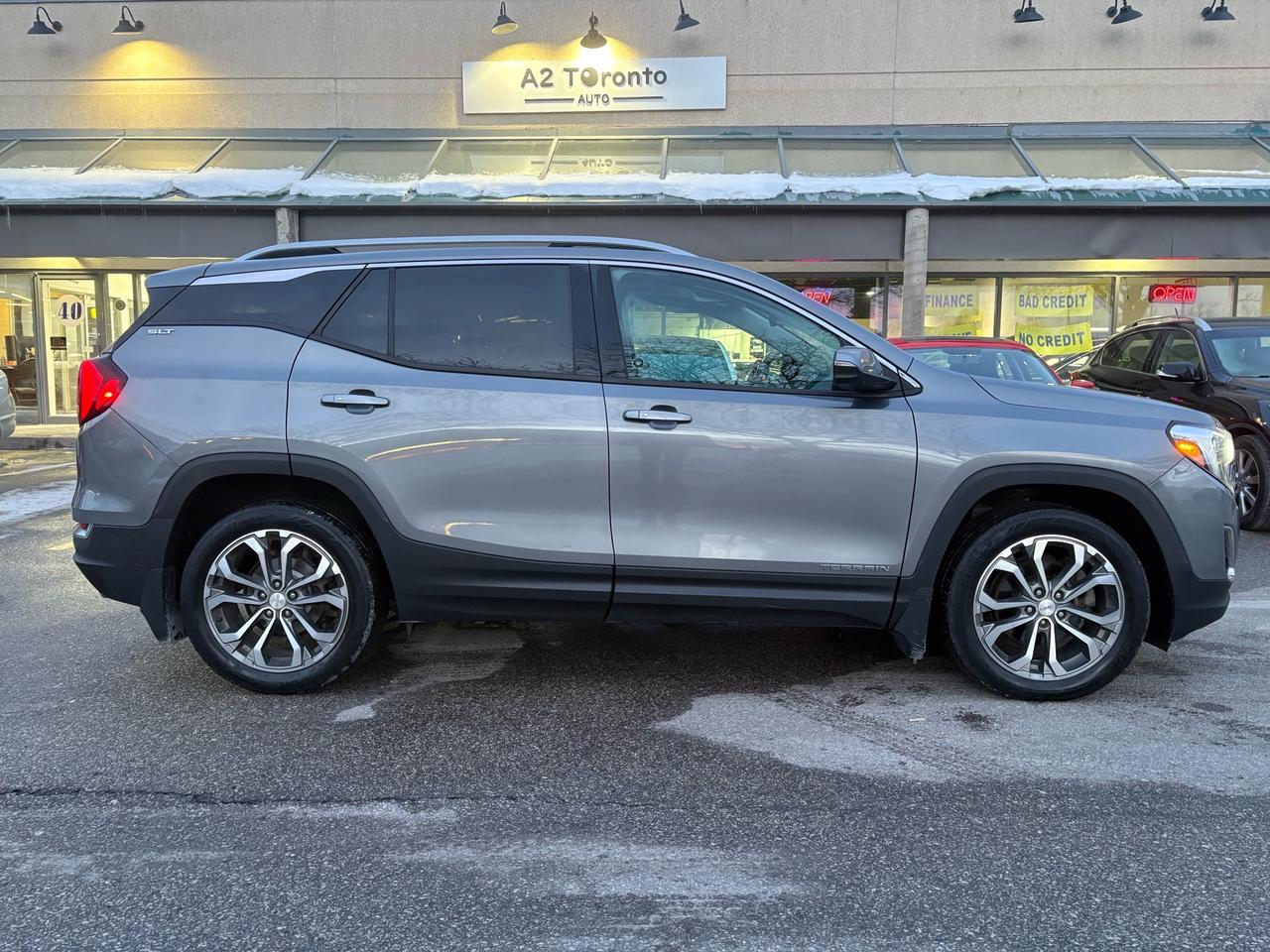 2018 GMC Terrain AWD 4DR SLT Photo3