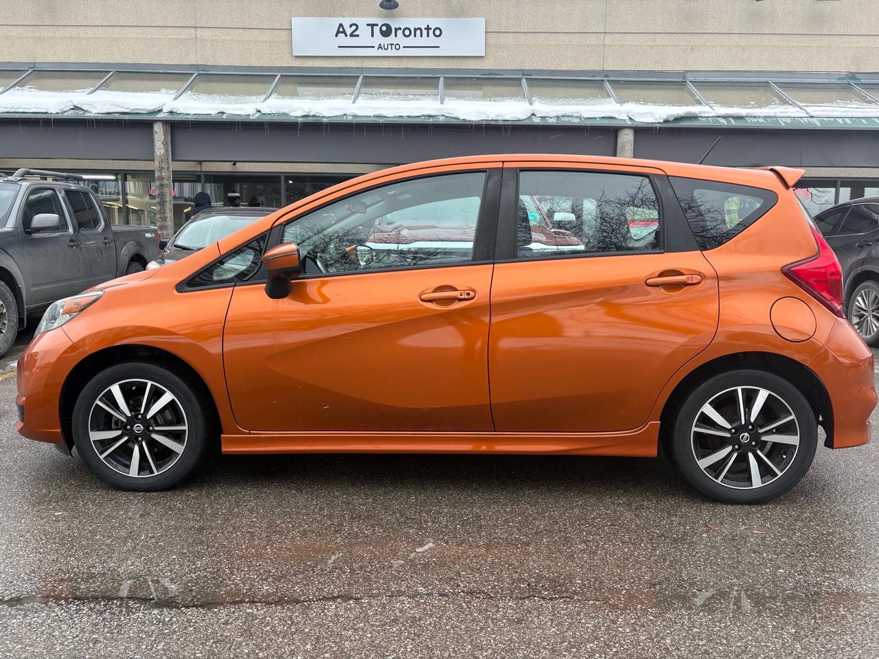 2018 Nissan Versa Note SL AUTO Photo