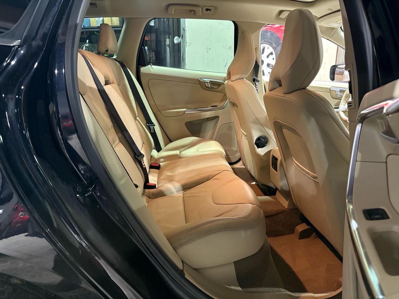2013 Volvo XC60 T6 Photo