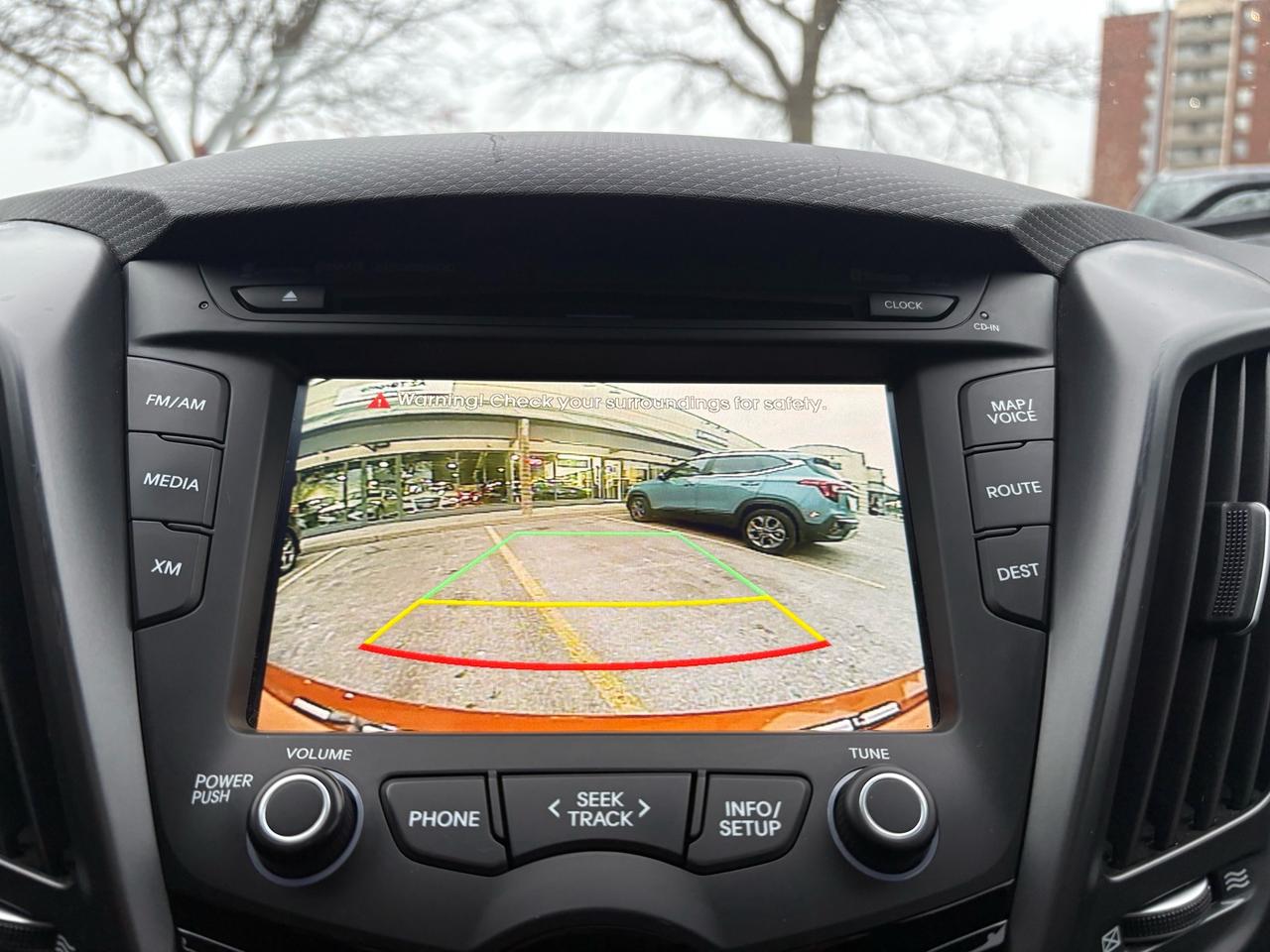 2016 Hyundai Veloster 3dr Cpe Man Turbo Photo