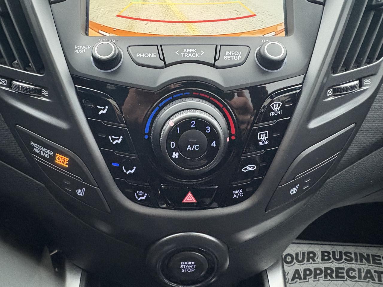 2016 Hyundai Veloster 3dr Cpe Man Turbo Photo